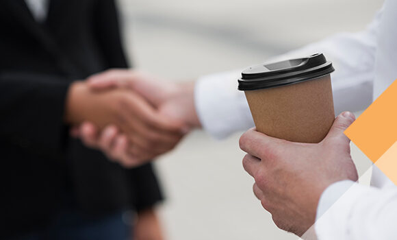 2026: ‘N JAAR VAN MINDER CHAOS, MEER KOFFIE (EN MEER SUKSES) / YOUR YEAR OF LESS CHAOS, MORE COFFEE (AND SUCCESS)